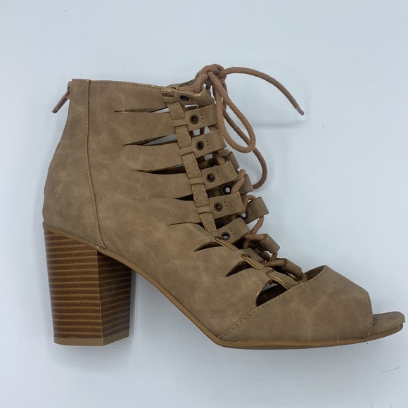 Rampage Chunky Heel Lace Up Snadals - Picture 4 of 7